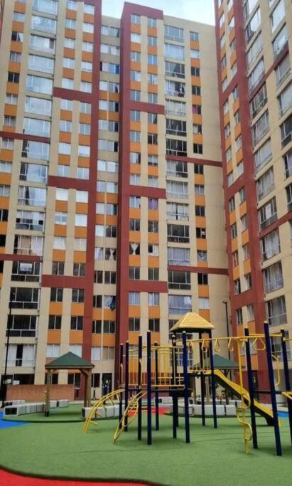 Apartamento Acogedor Dotado Excelentes Acabado